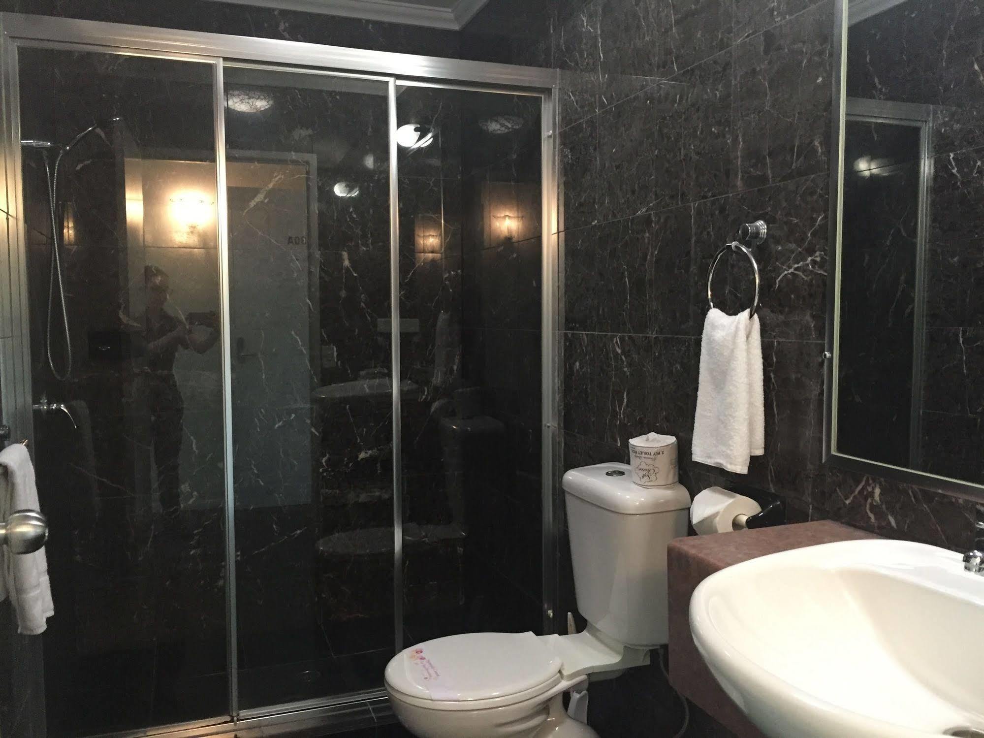 คอมฟอร์ท โฮเทล แปซิฟิก คลีฟแลนด์ Hotel ภายนอก รูปภาพ